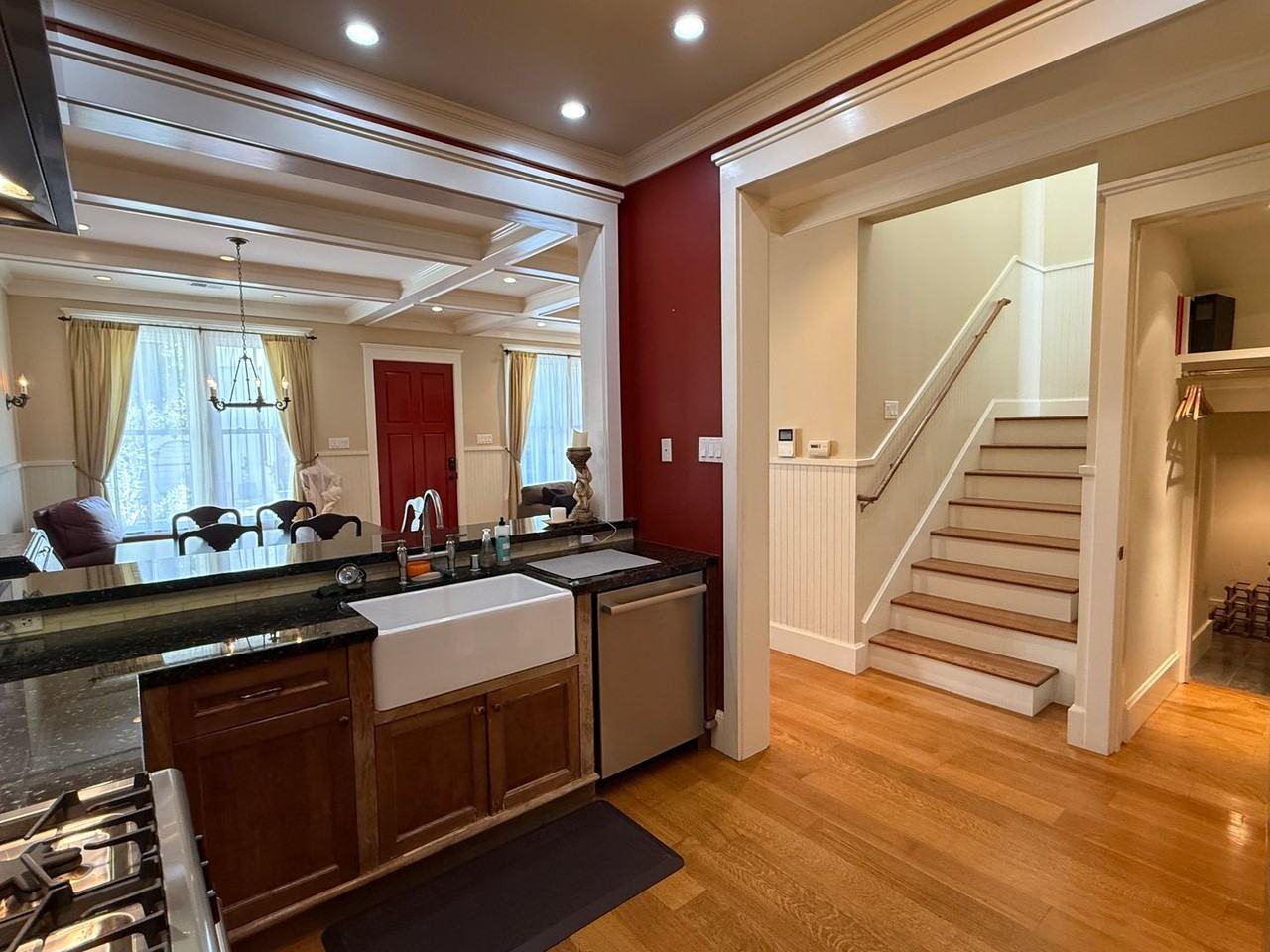 1330 Sanchez St - Photo 6 of 23