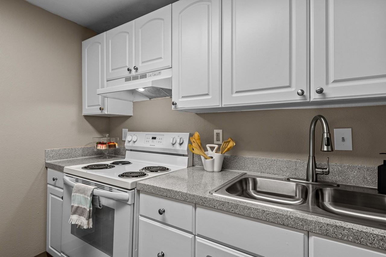 Paxton Apartments- Kennewick, WA - Photo 4 of 50