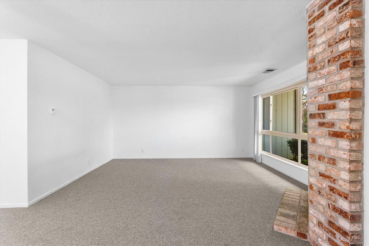 1145 Bismarck Ln - Photo 3 of 41