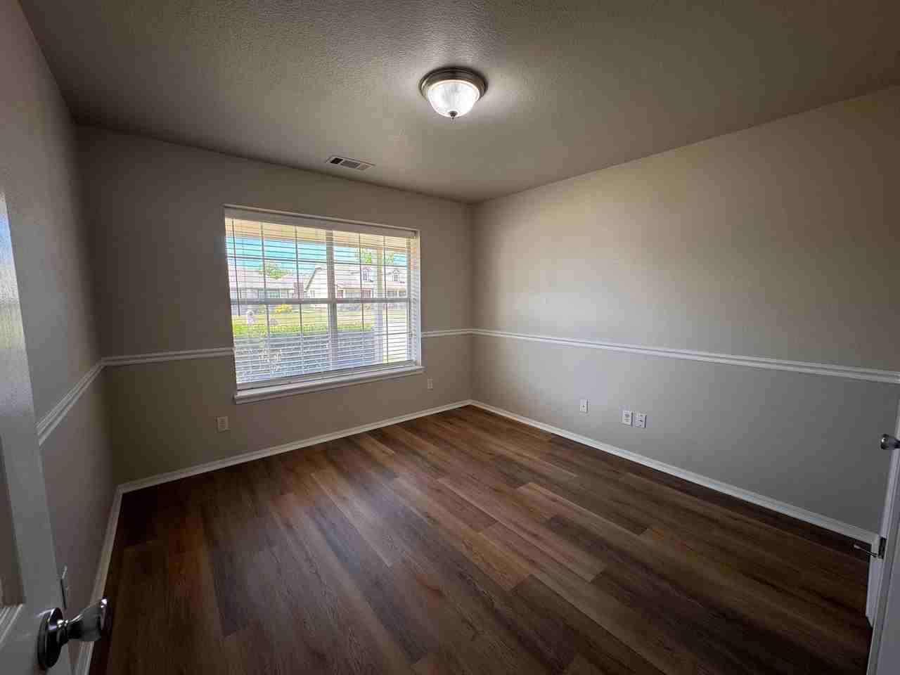 11721 S 104th East Ave - Photo 4 of 12