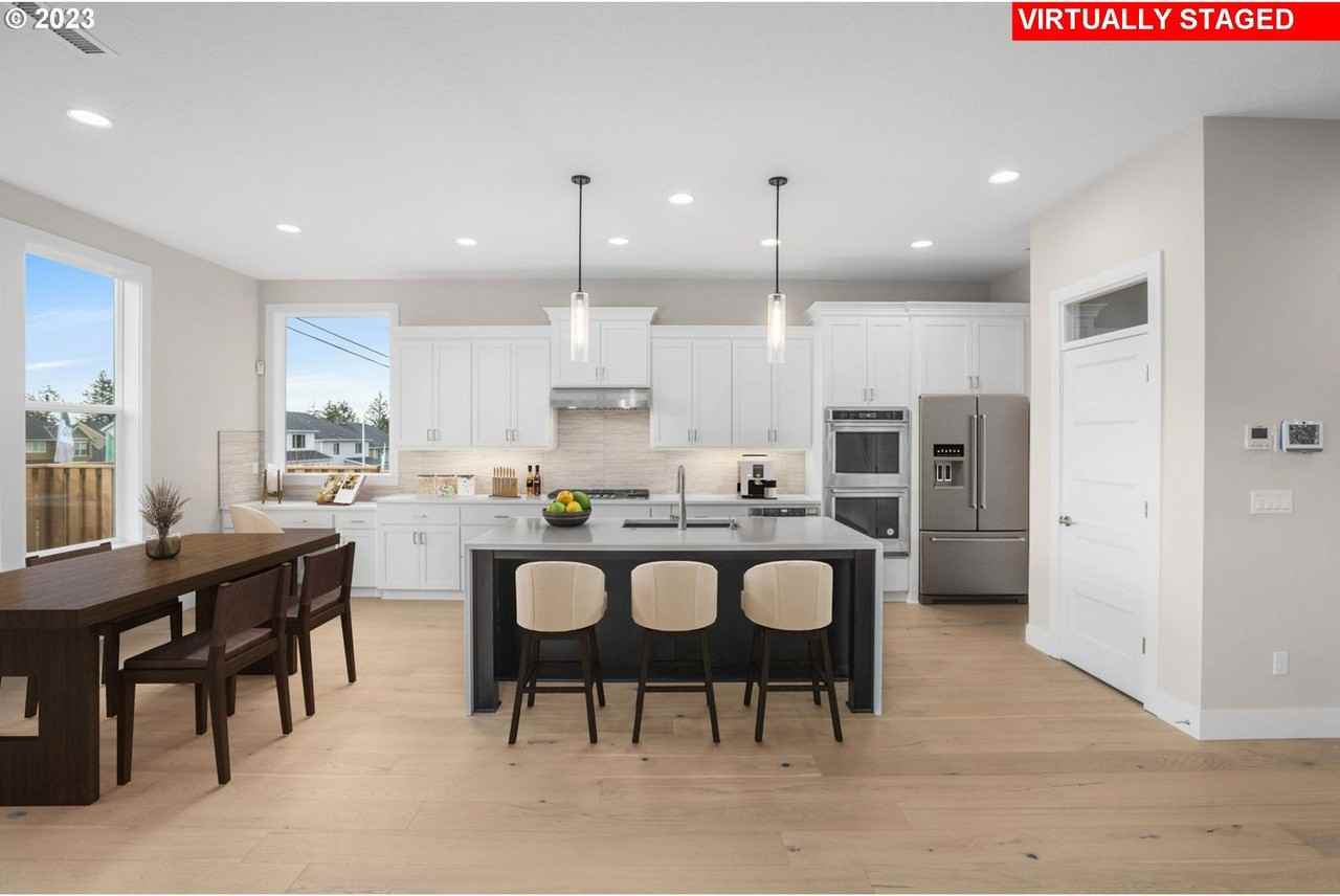 11920 Nw Thelin Ln - Photo 2 of 28