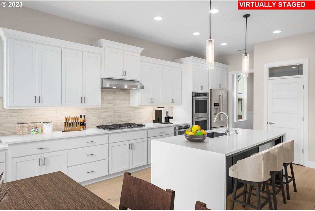 11920 Nw Thelin Ln - Photo 5 of 28