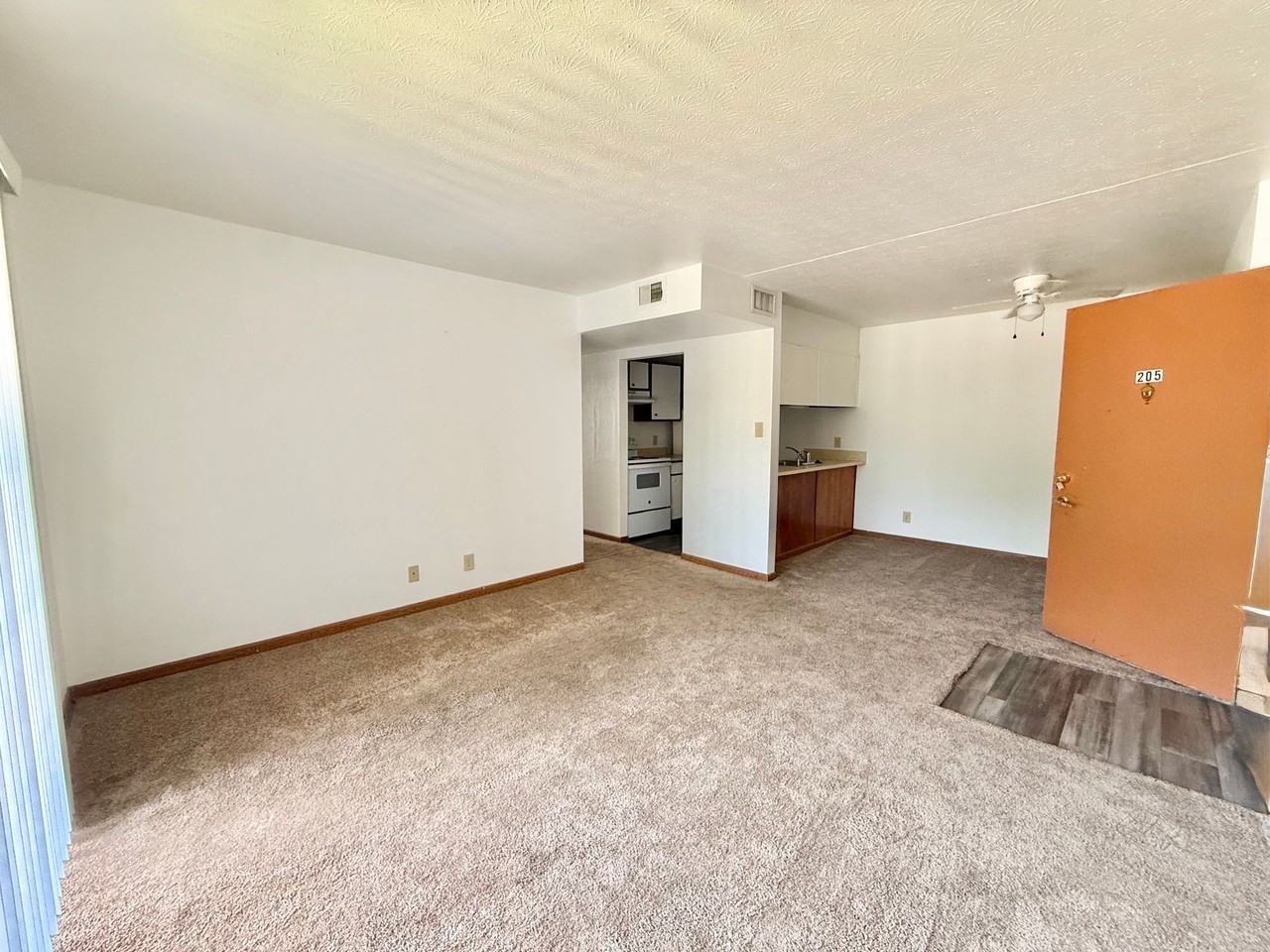 Hood Apartments - Photo 4 of 21