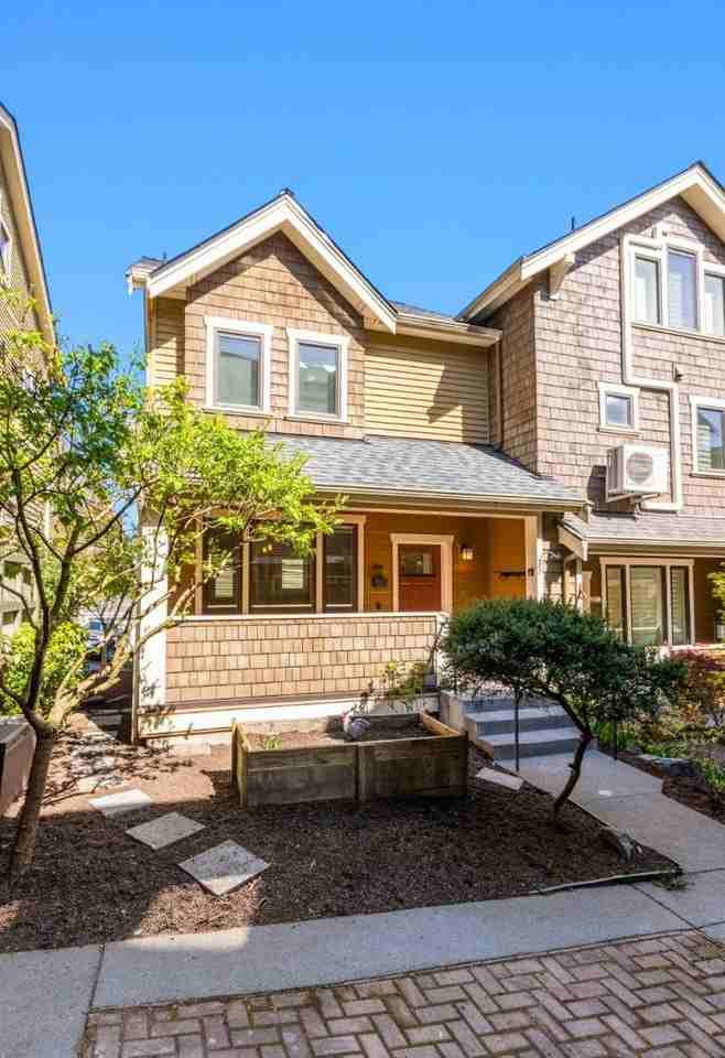 12 W Etruria St #C - Photo 3 of 44