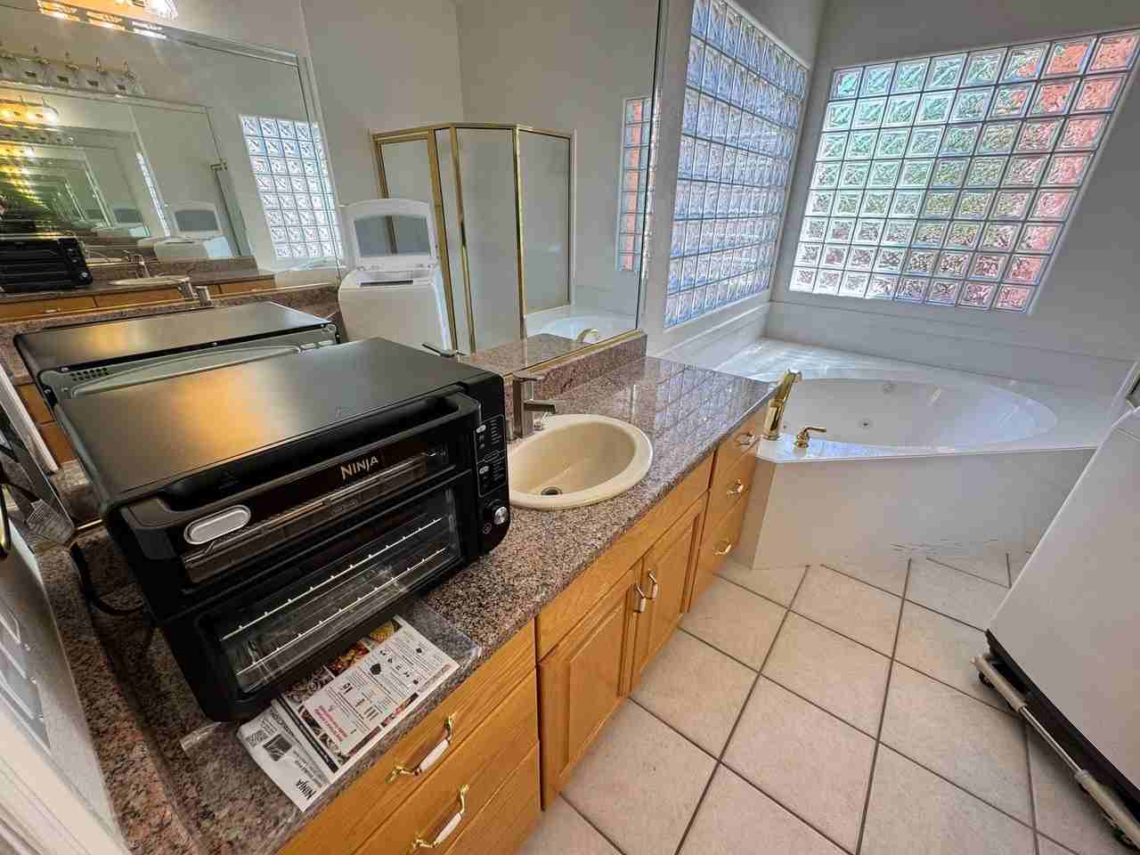 137 Circle Dr - Photo 5 of 11