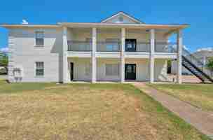 featured image of 1500 James Ave #A