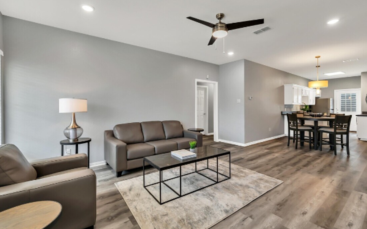 1500 James Ave #A - Photo 3 of 18