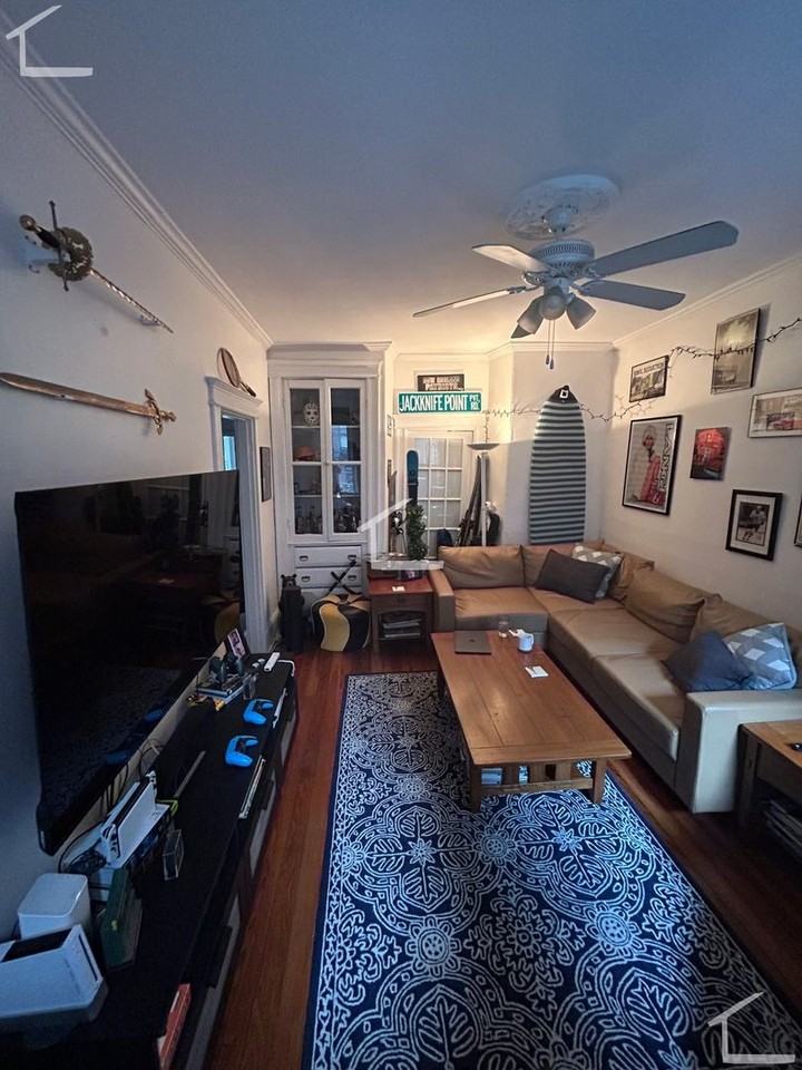 145 Charles St - Photo 5 of 6