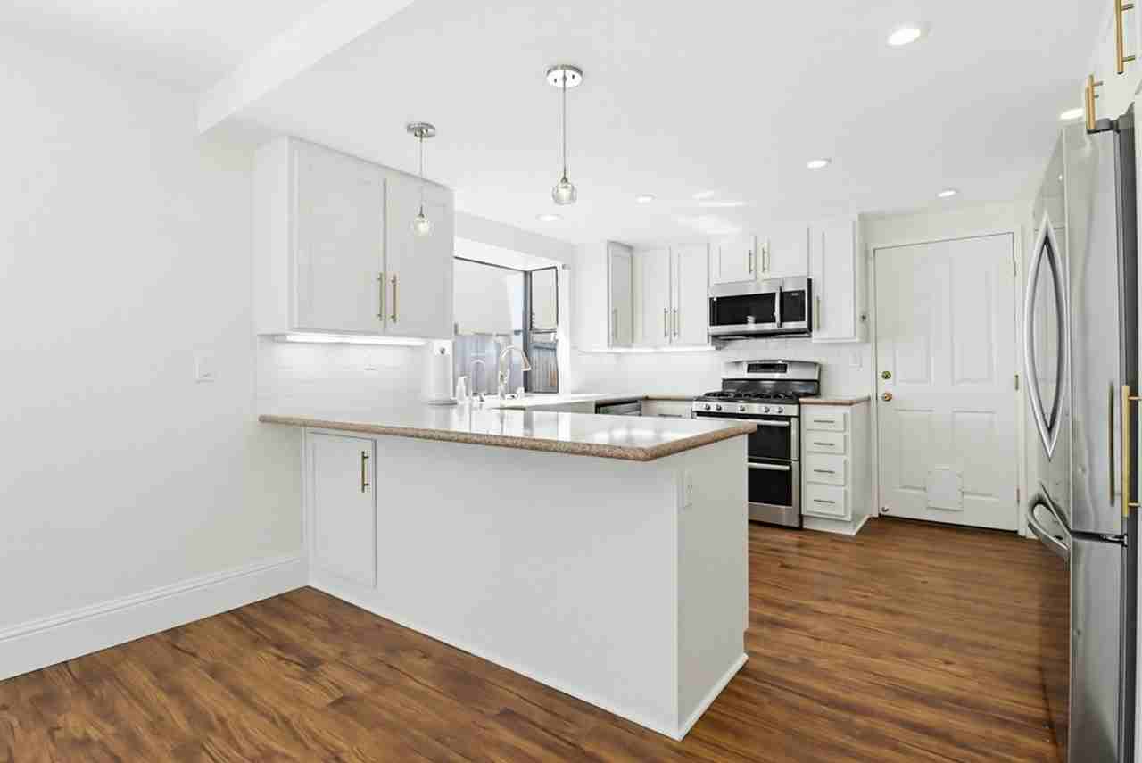 11994 Calle Limonero - Photo 4 of 40