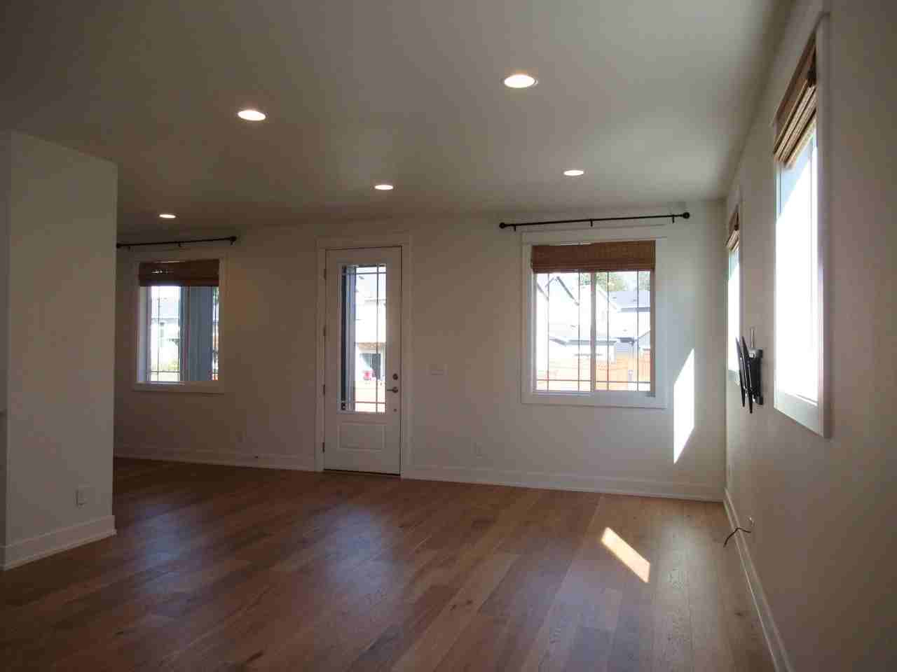 18956 132nd St E - Photo 2 of 21