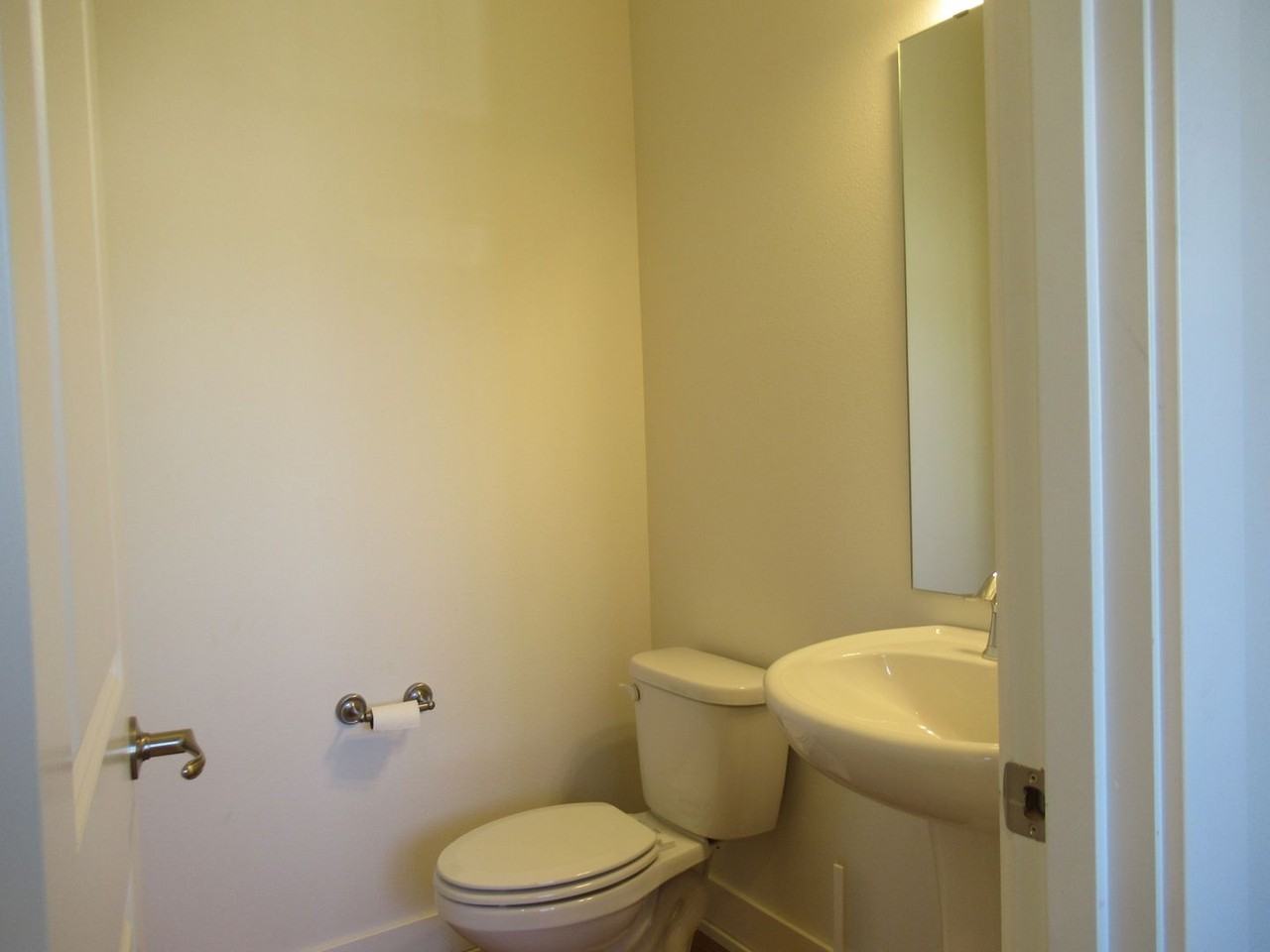 18956 132nd St E - Photo 5 of 21