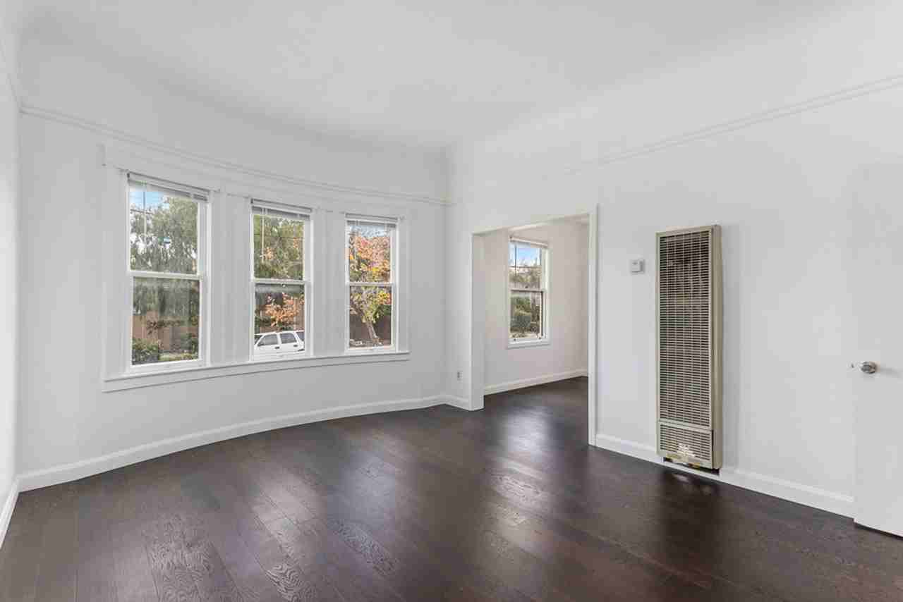 1423 Caroline St #A - Photo 4 of 21