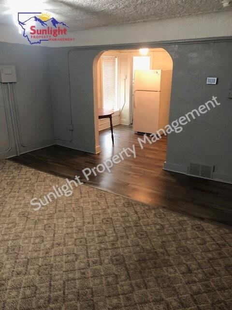 7 Montana Ave - Photo 2 of 6