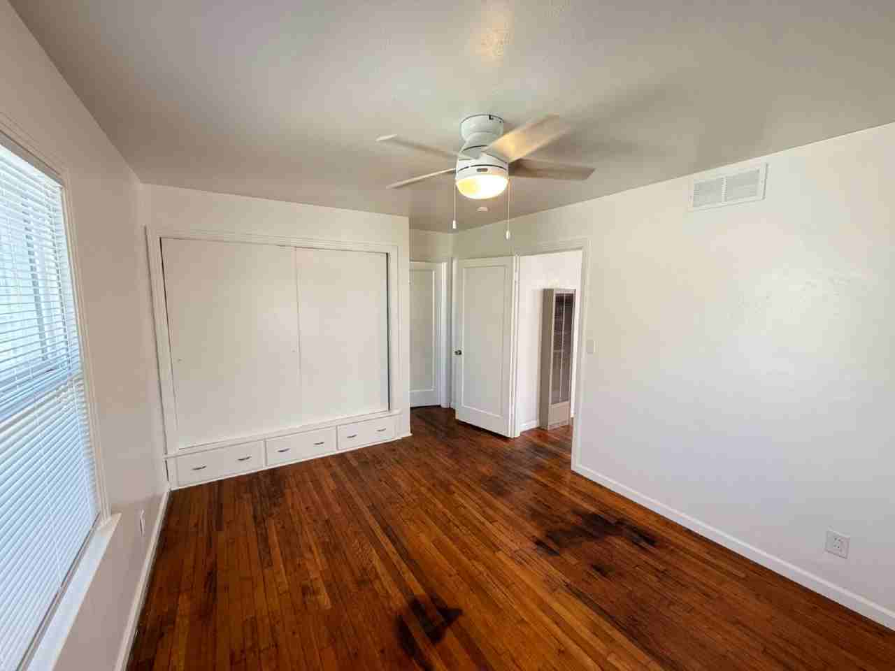 1821 H St - Photo 6 of 10