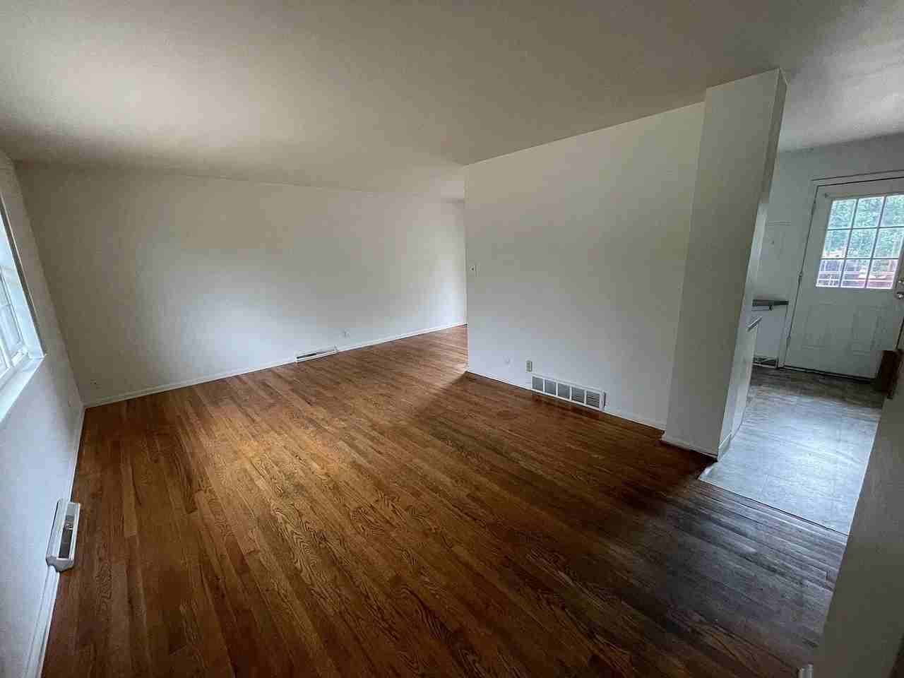 4464 Hamilton Ct - Photo 5 of 13