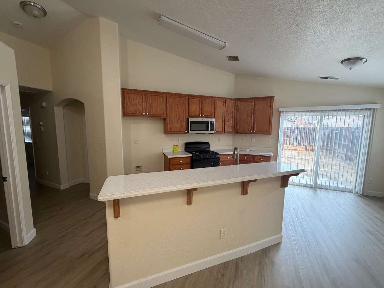 2101 W Antley St - Photo 5 of 19