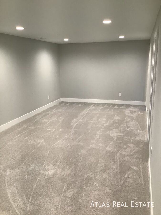 13666 E Dakota Ave - Photo 7 of 15