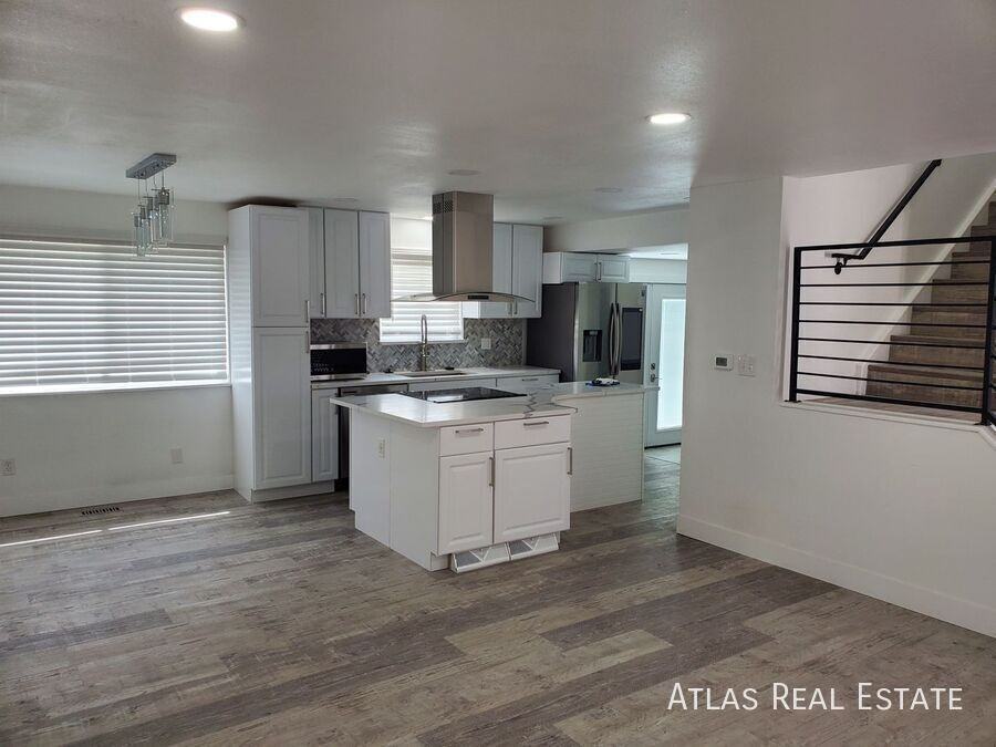 7872 W 84th Ct - Photo 2 of 11