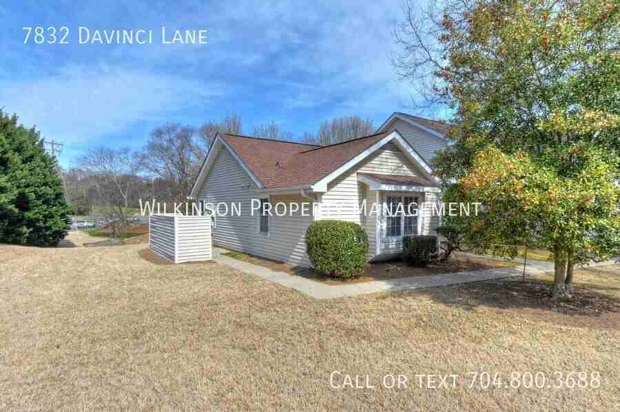 7832 Davinci Ln - Photo 3 of 32