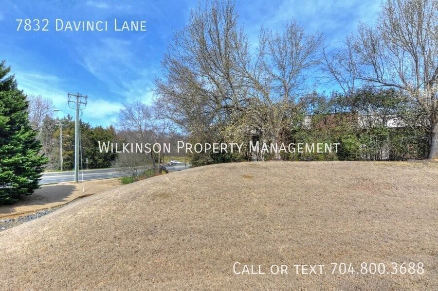 7832 Davinci Ln - Photo 6 of 32