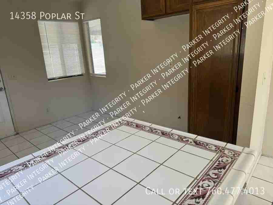 14358 Poplar St - Photo 3 of 11