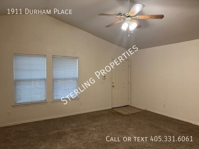 1911 Durham Pl - Photo 3 of 33