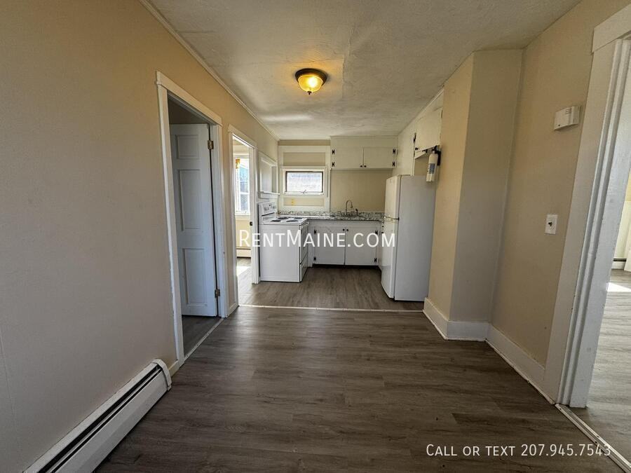 24 Green St #4 - Photo 4 of 10