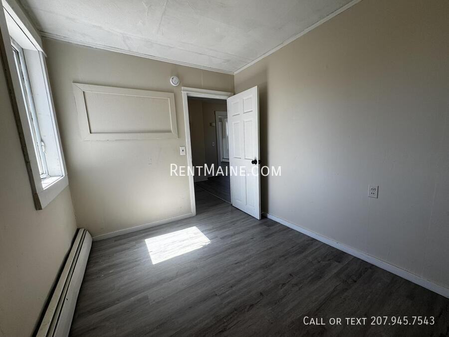 24 Green St #4 - Photo 7 of 10