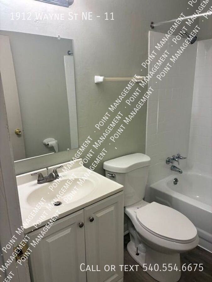 1912 Wayne St Ne #11 - Photo 3 of 10