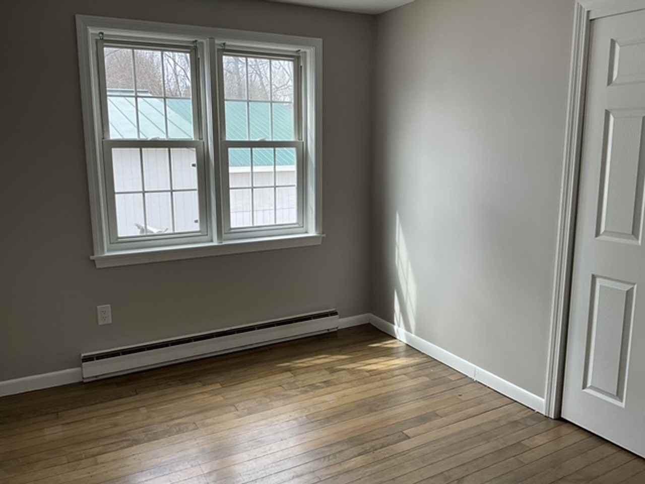 38 Park Ave #C - Photo 4 of 6