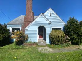 1421 Lakeway Dr - Photo 1 of 1