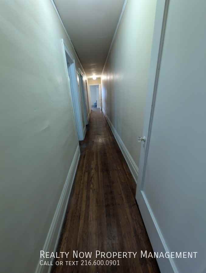 2453 Overlook Rd Apt 3 #3 - Photo 5 of 20