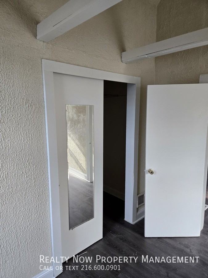 2086 W 81st St Unit 2 #2 - Photo 5 of 18