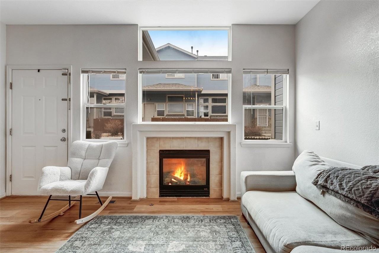 12063 Monaco Ct - Photo 4 of 26