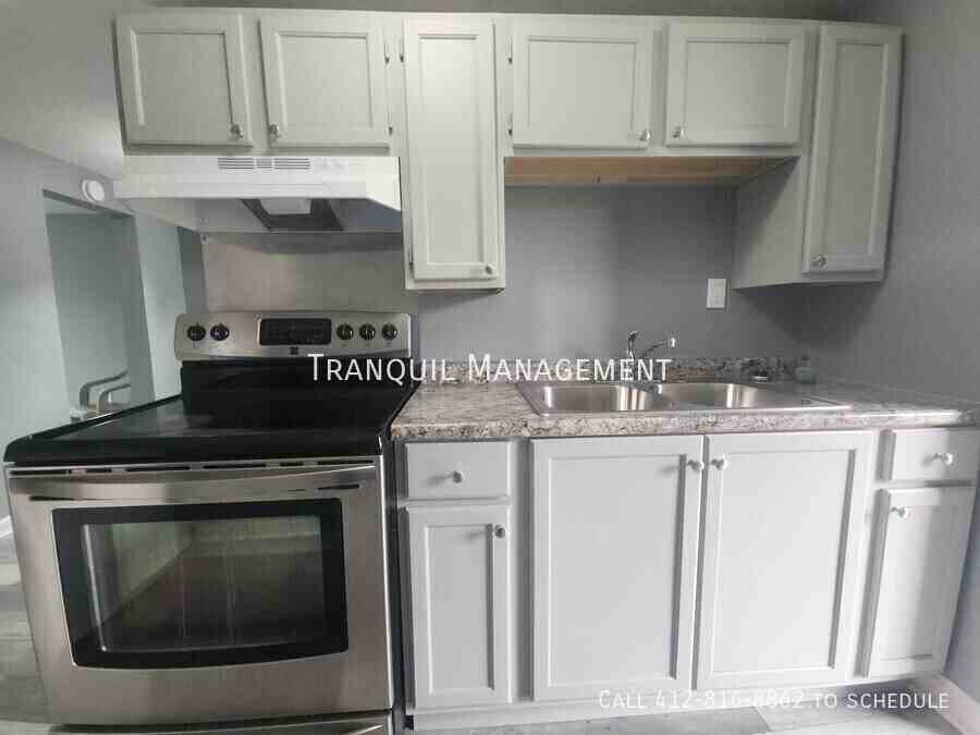 540 Reed St #1 - Photo 7 of 9