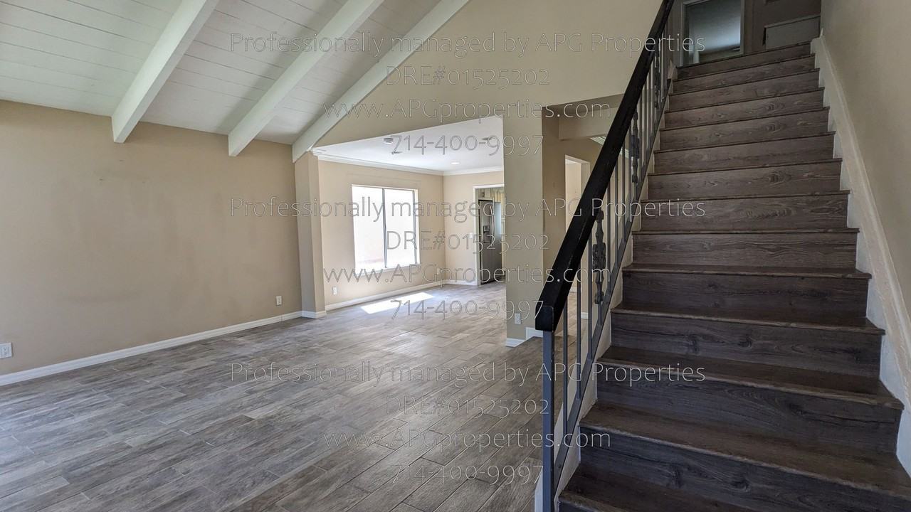 1745 N Pheasant St - Photo 3 of 41