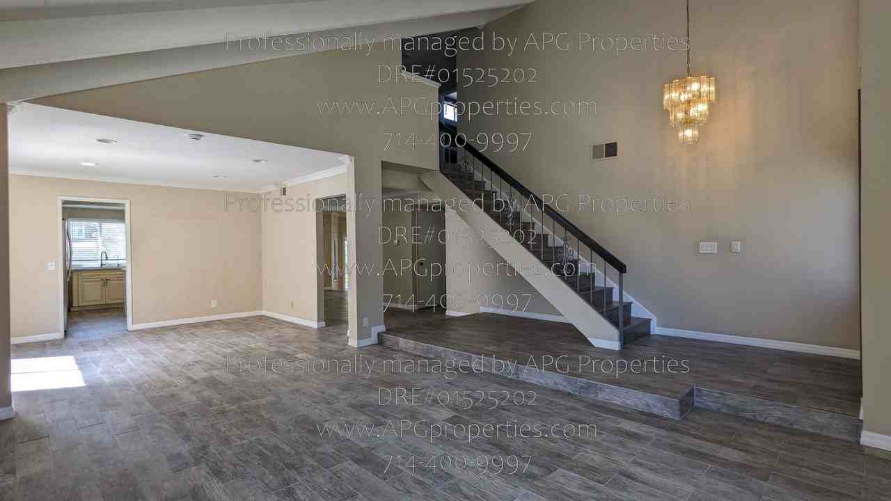 1745 N Pheasant St - Photo 5 of 41