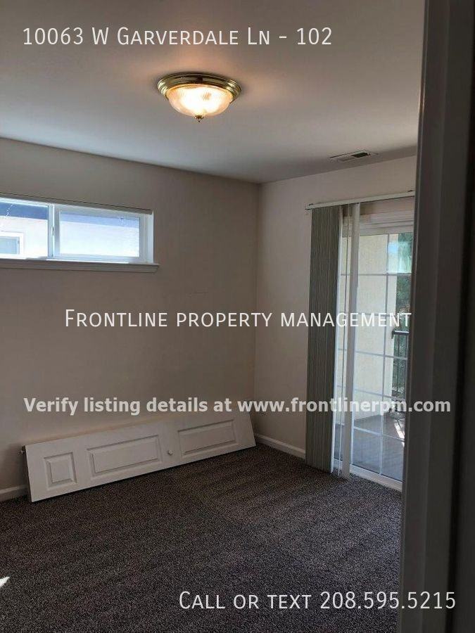 10063 W Garverdale Ln #102 - Photo 5 of 10