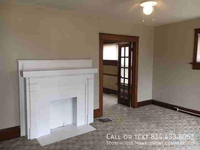 3603 Maple St - Photo 2 of 11
