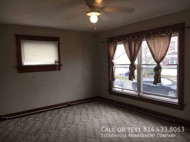 3603 Maple St - Photo 4 of 11