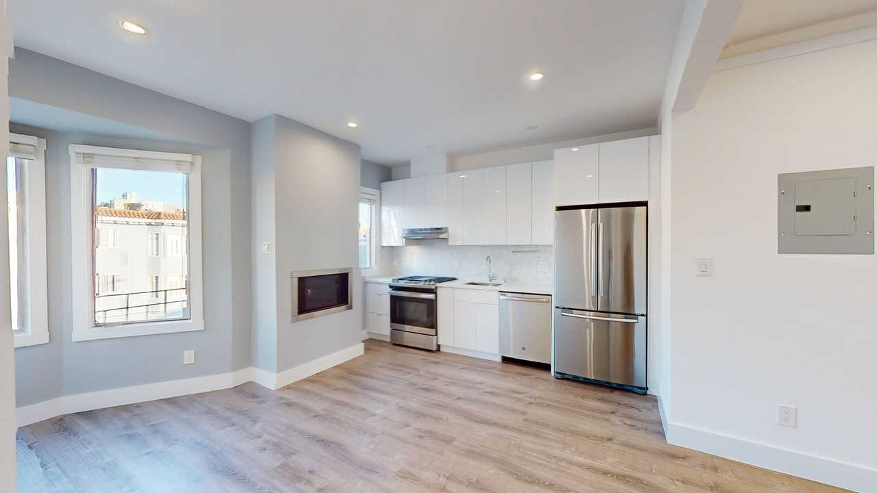 3201 Octavia St #202 - Photo 2 of 19