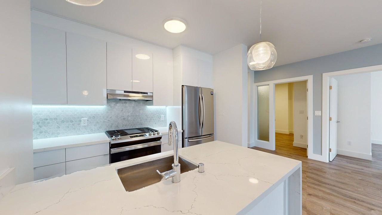 2355 Polk St #103 - Photo 6 of 19