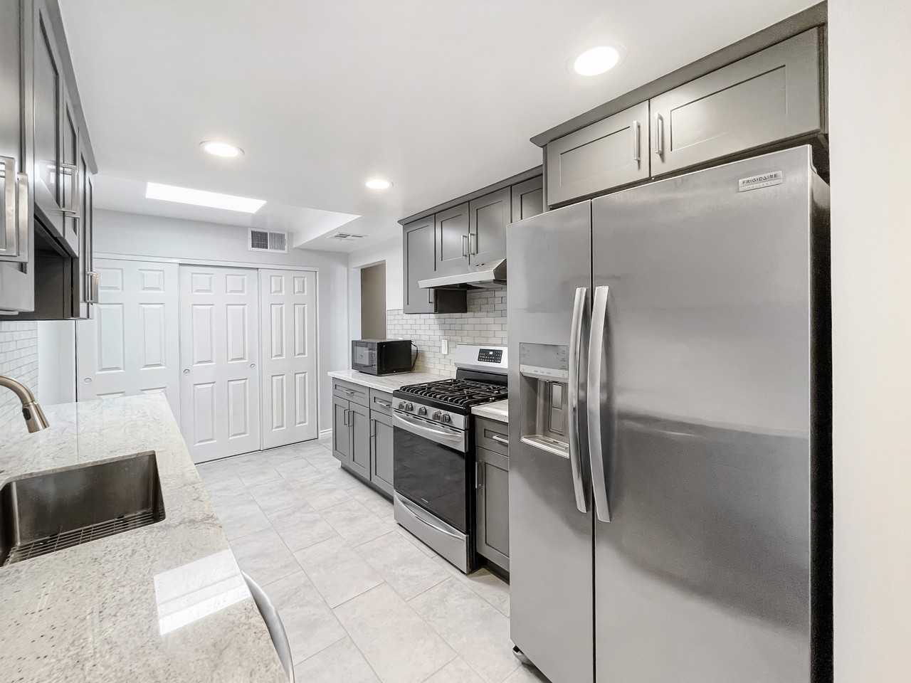 16255 Devonshire St #7 - Photo 2 of 23