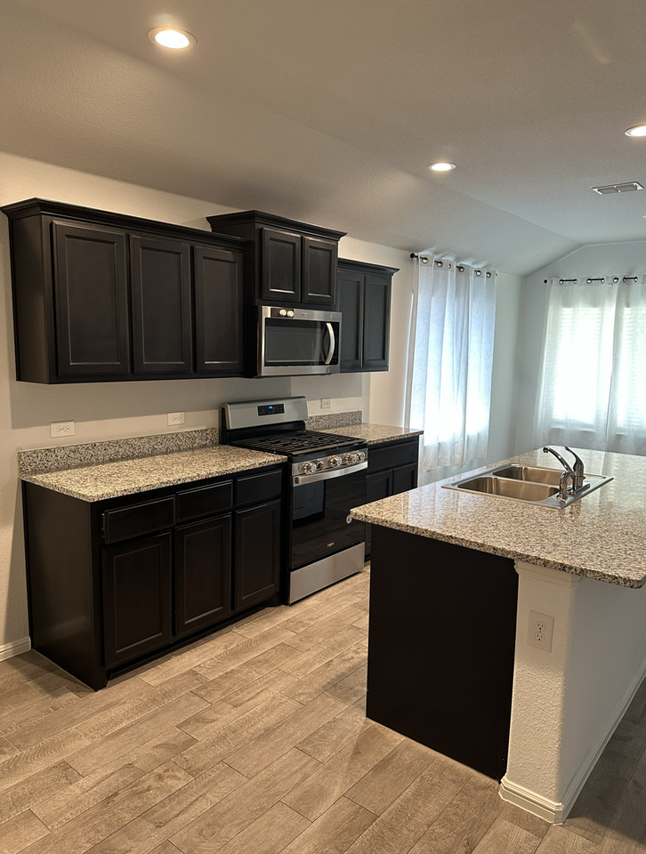 9708 Apex Dr #NA - Photo 4 of 20