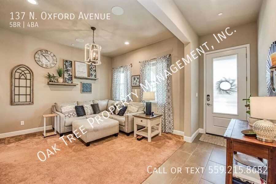 137 N Oxford Ave - Photo 3 of 14