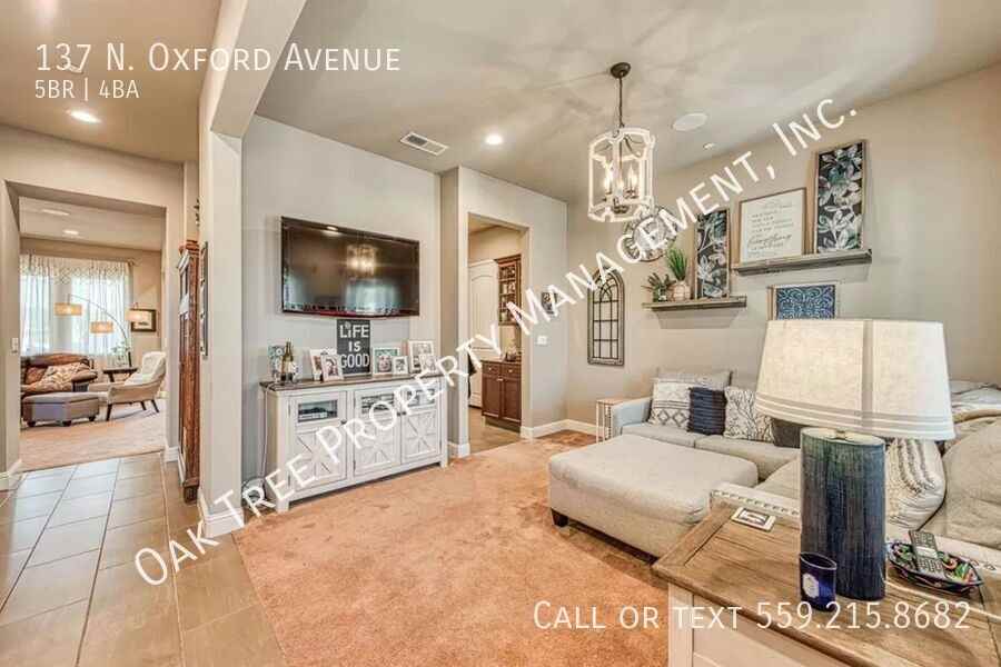 137 N Oxford Ave - Photo 4 of 14