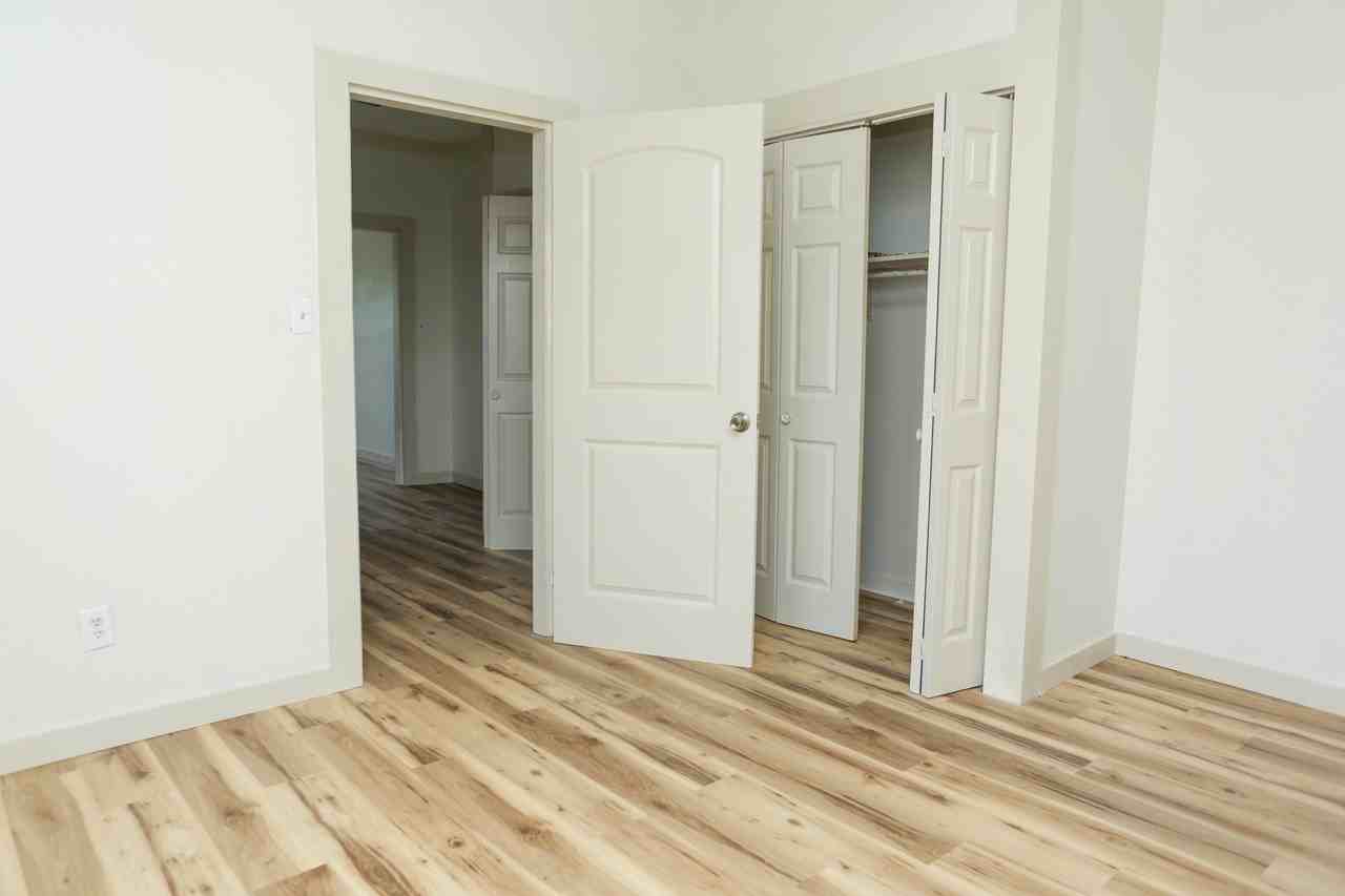 2760 Filmore Ave #NA - Photo 2 of 10