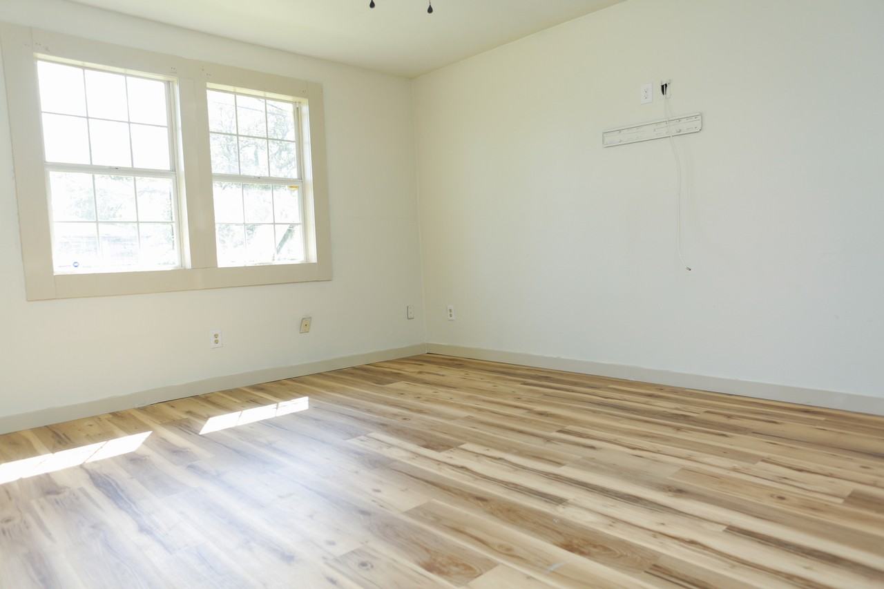 2760 Filmore Ave #NA - Photo 6 of 10