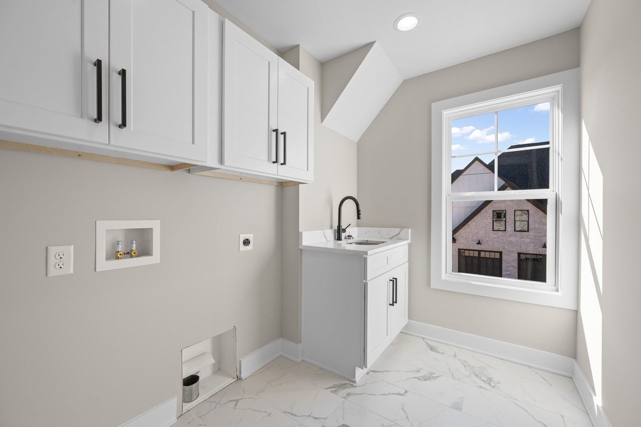 1101 S Westyn Loop #1101 - Photo 6 of 36