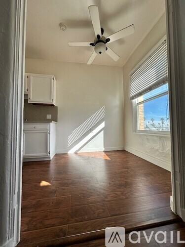 827 4th St #404 - Photo 2 of 25